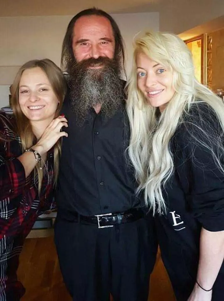 tatal-deliei-a-mers-la-parintele-gherasim-si-a-trait-un-soc-ce-a-prezis-despre-fiica-lui-m-am-blocat-1