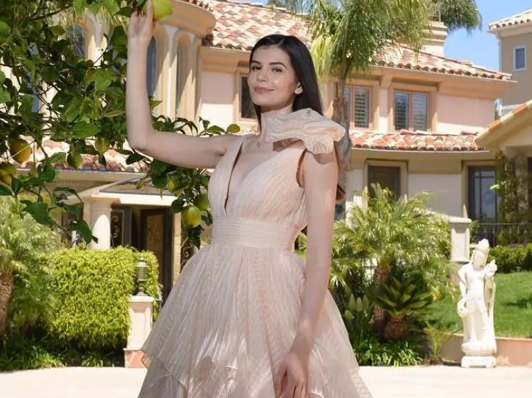 Monica-Gabor-proprietara-vilei-din-Malibu-