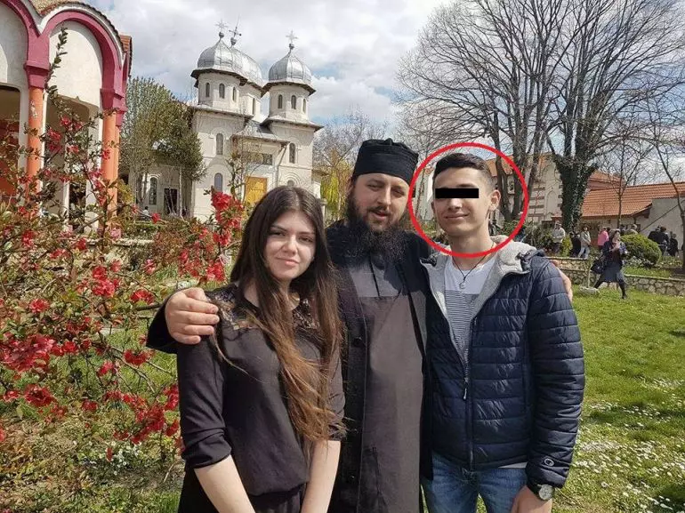 17800476-1655089987841518-4012879746587757589-nb