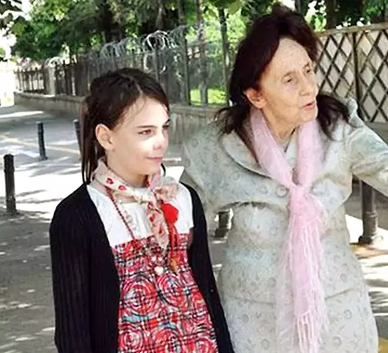 adriana-iliescu-si-fiica-sa-eliza