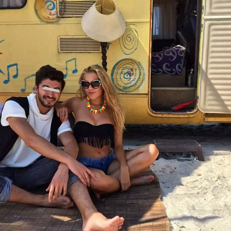 Emily-Burghelea-iubit-1