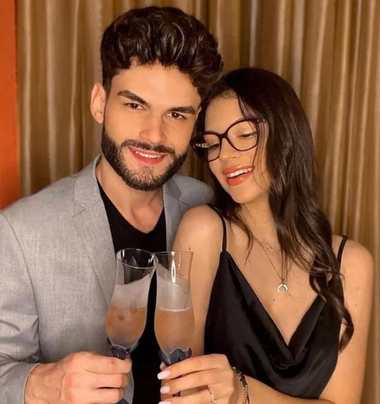 cleopatra-stratan-sot