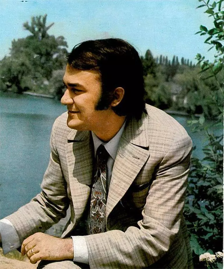 a-621325-1410203417-4913-www-discogs-com-600