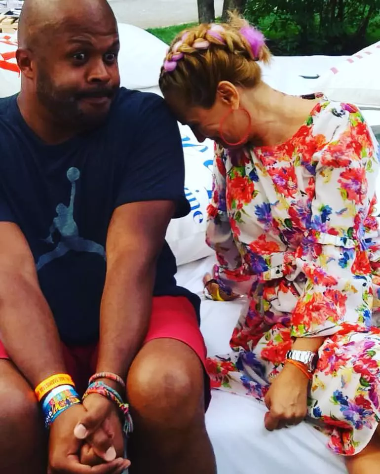 Andreea Esca şi-a schimbat look-ul