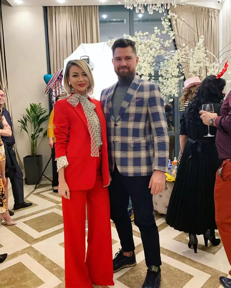 52861869_10214199387123835_552591222447800320_n