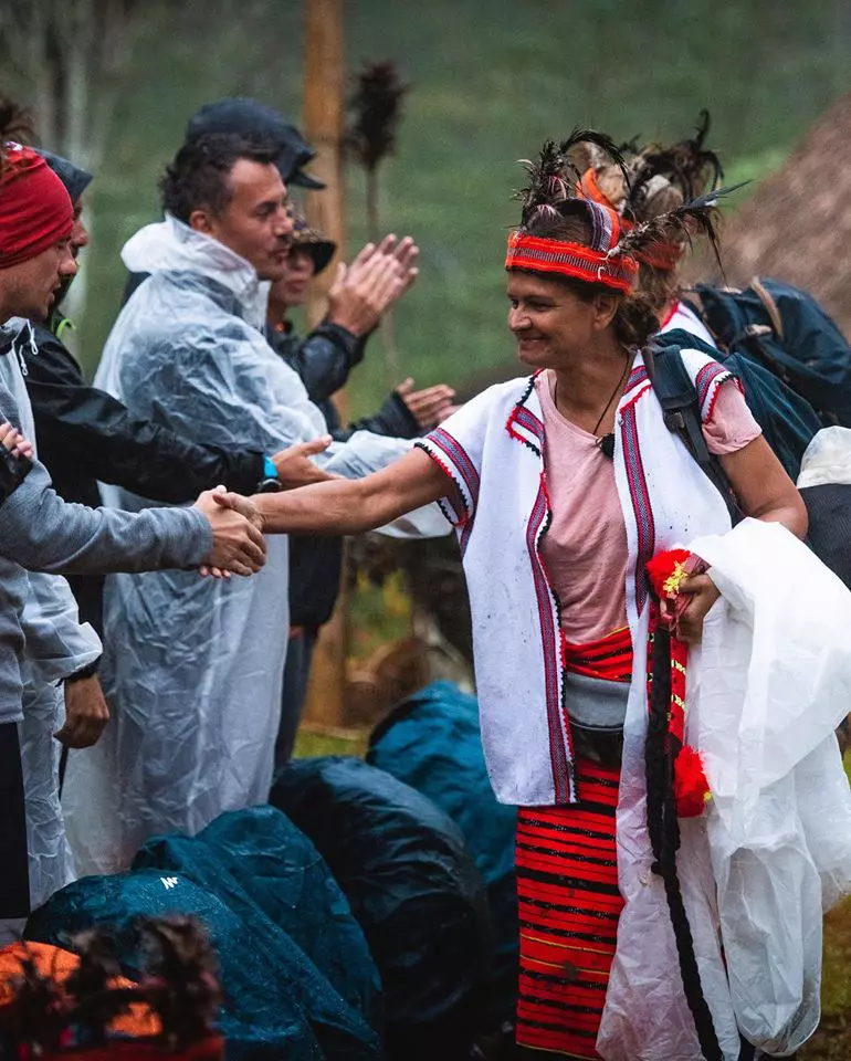 Lia-si-Maria-Asia-Express-3