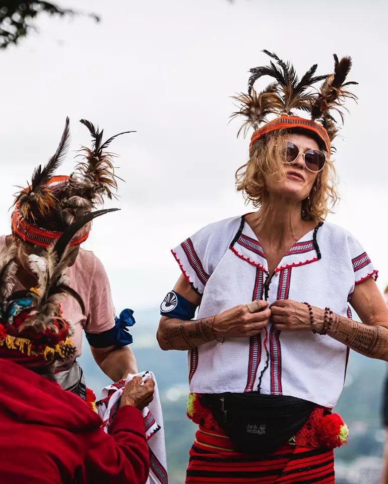 Lia-si-Maria-Asia-Express-8