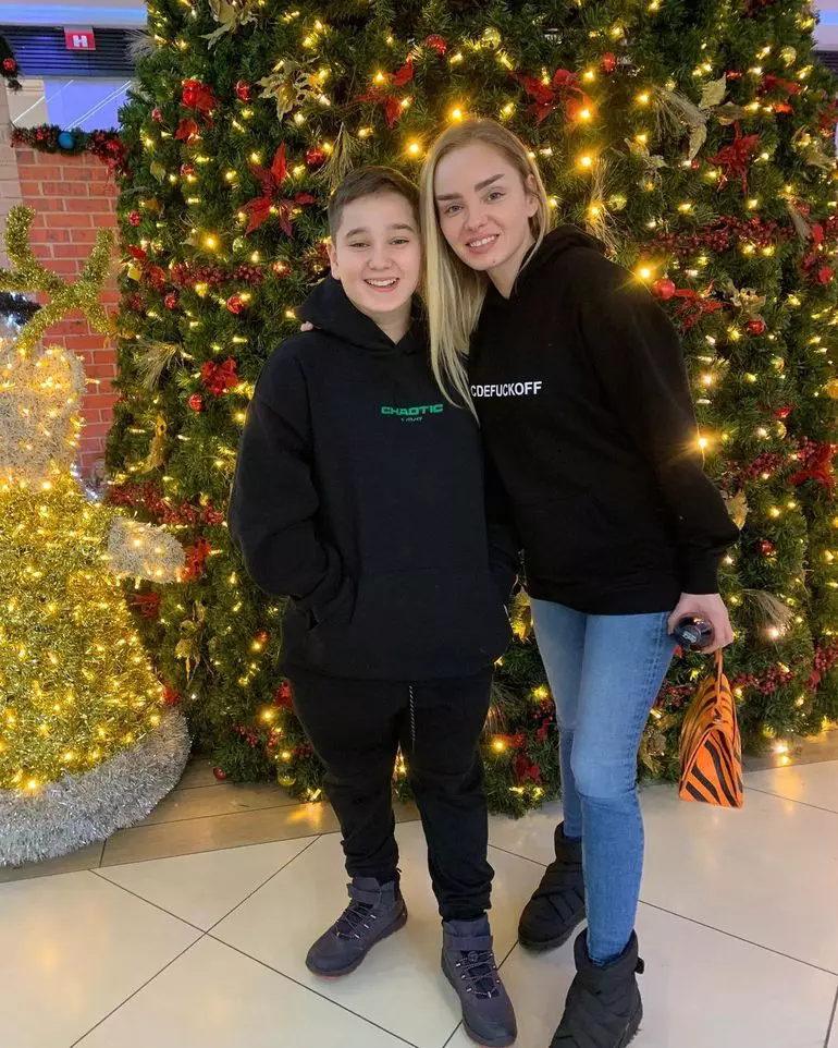 maria constantin si fiul ei