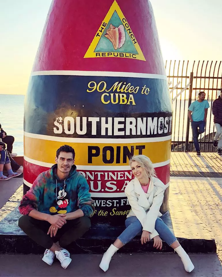 Andreea Bălan se relaxează sub soarele Mexicului (3)