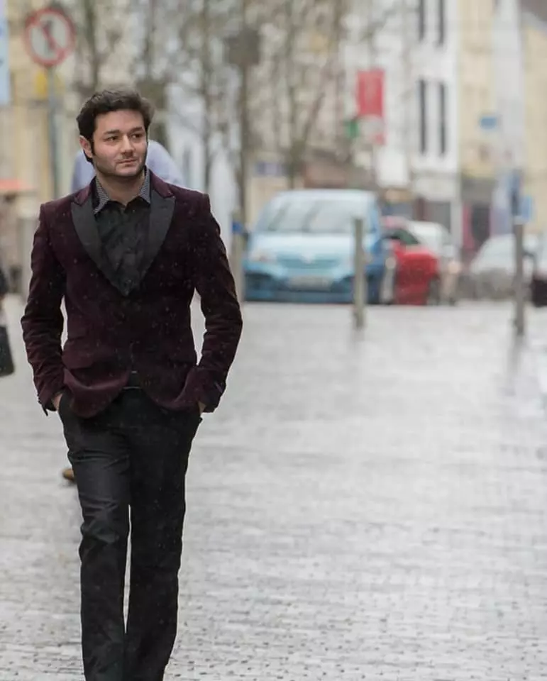 cine-este-Stefan-Doyle-de-la-X-Factor-