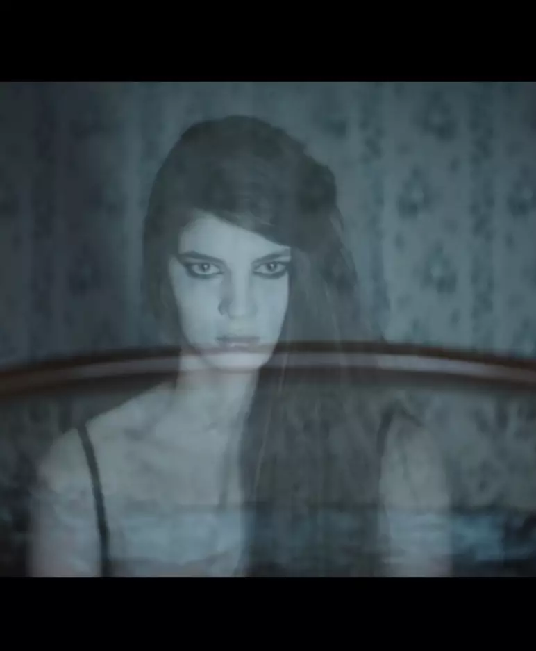 Laura Giurcanu videoclip Twenty Eight The Weeknd 2013