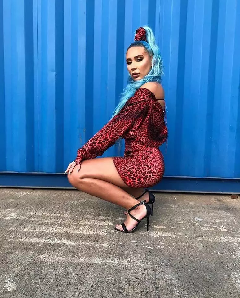 cine-este-emy-alupei-de-la-splash-vedete-la-apa2