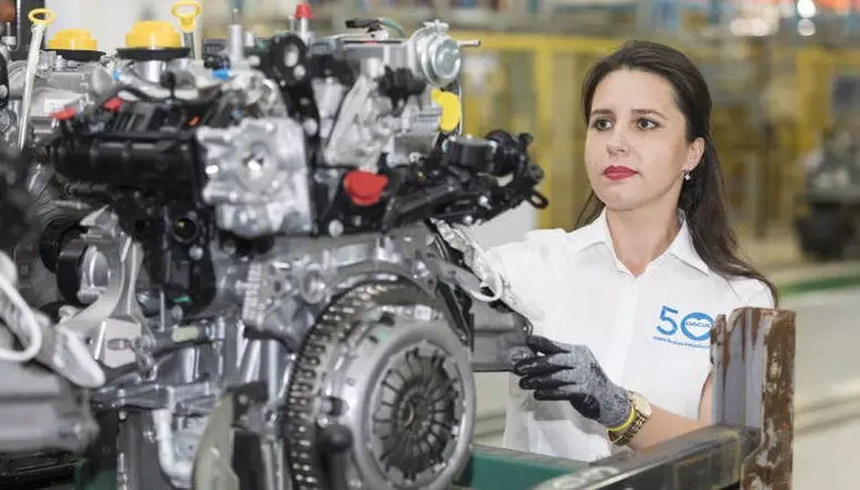 georgiana-mutu-manager-pitesti-en