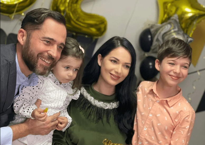 dinu-maxer-a-trecut-prin-clipe-grele-dupa-divortul-de-deea-m-au-ajutat-si-niste-pastilute-antidepresive