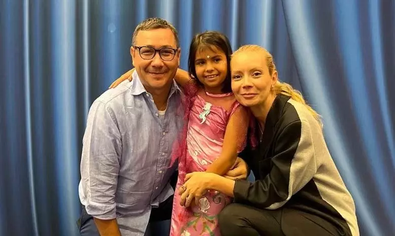 victor-ponta-maria-si-daciana-sarbu-1-e1702206753264