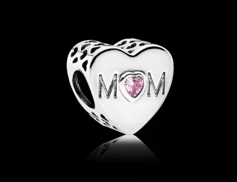 Bijuterii din noua colectie Pandora pentru Martisor si Ziua Mamei