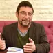 Alin Fumurescu a murit la 57 de ani. Era jurnalist și profesor la Universitatea din Houston. Ultimul său text a fost despre alegeri: „Și n-au învins”