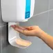 Avantajele utilizării unui dispenser de săpun lichid de la Sanito în spațiile profesionale