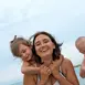 Stimulentul de inserție în 2026. Cât primesc părinții care se întorc la muncă mai devreme