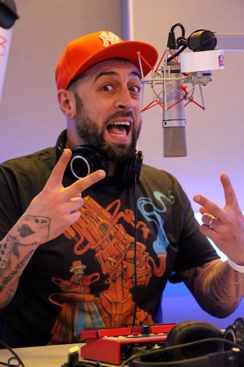 Jmhhc2g9NWVkODQ4M2RjNmNjYjBkMWI3NzU5YTQ4N2JlMjY2MDE.thumb_