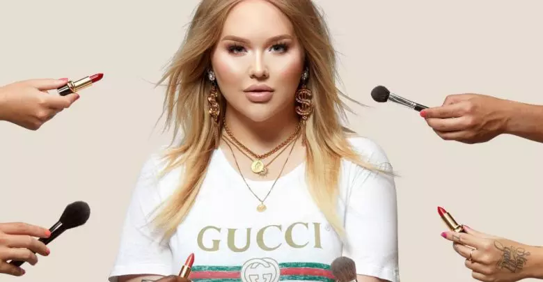 nikkie-de-jager-maakt-youtube-show-tv-kakt-in-tenzij-je-martien-heet