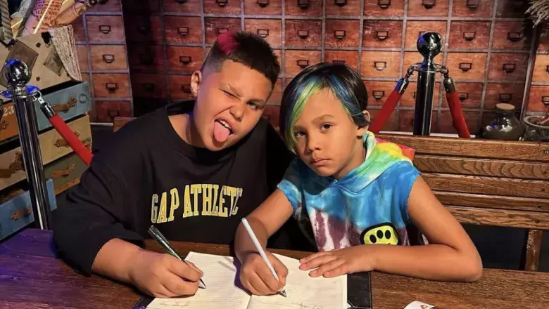 copii-alex-velea-si-antonia