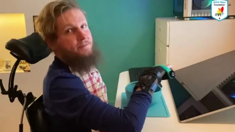 MjY5OWM2ODNmZWMxZjNkMjdmNDM3Y2QzZg.thumb_