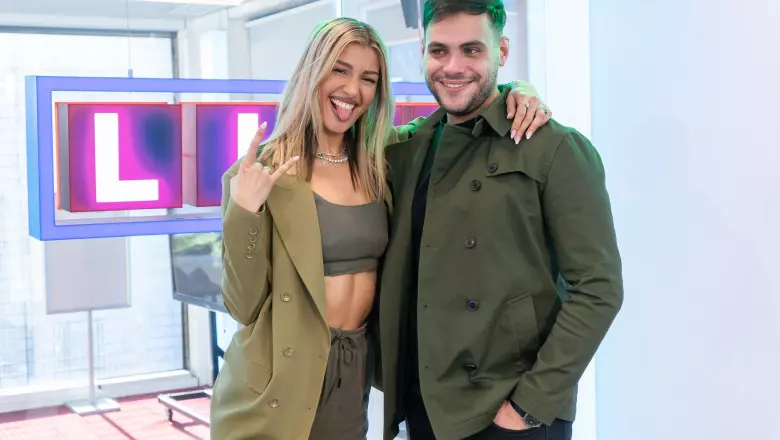 alina si fratele ei