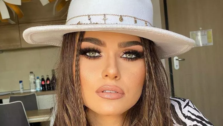 mczoyxnopwq5nde1oddkmjy2mtezzmyxzdazote2ote2odc2otfi.thumb_-1