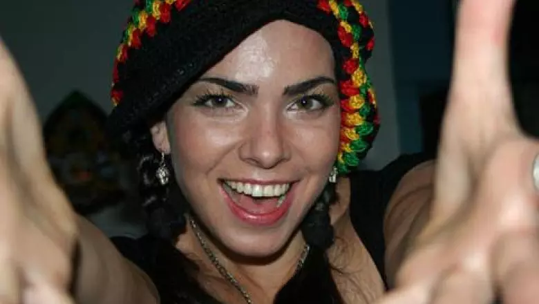 Y2YwYWEyN2UyNTk2OGYzM2U2OGNmYzcxMmEzZA==.thumb