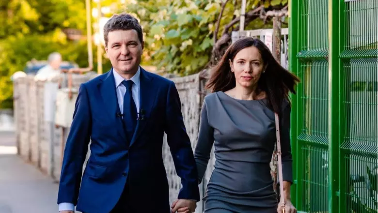 Nicusor Dan si Mirabela Gradinaru (2)