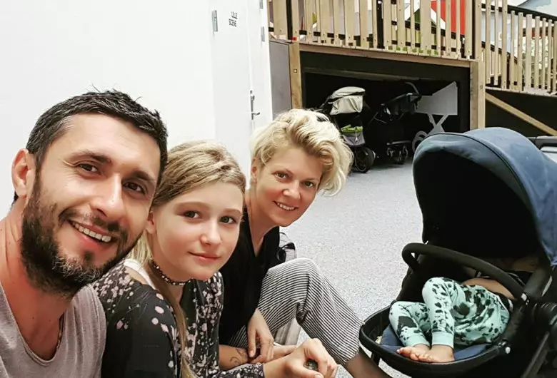 MCZoYXNoPTVlOGFjZjgxZWJhODgyZGQ1YzNhZmJkM2I1Y2FmYmQx.thumb_