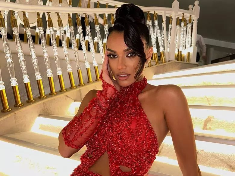 karmen-minune-3--crop-1725458576