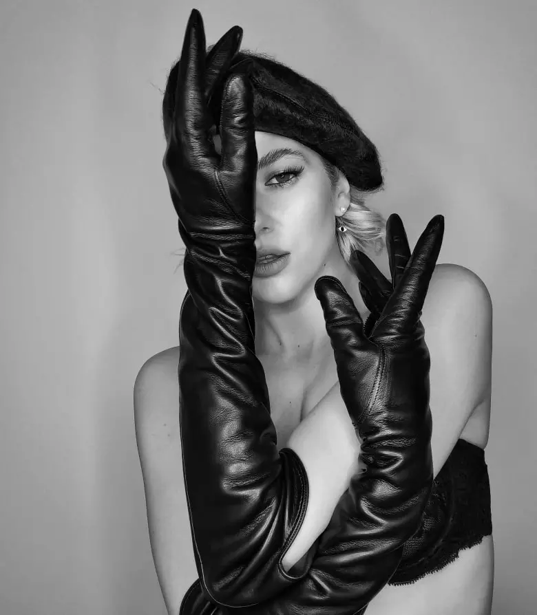 ianca-fiica-lui-razvan-simion-a-dat-o-uitarii-pe-lidia-buble-6