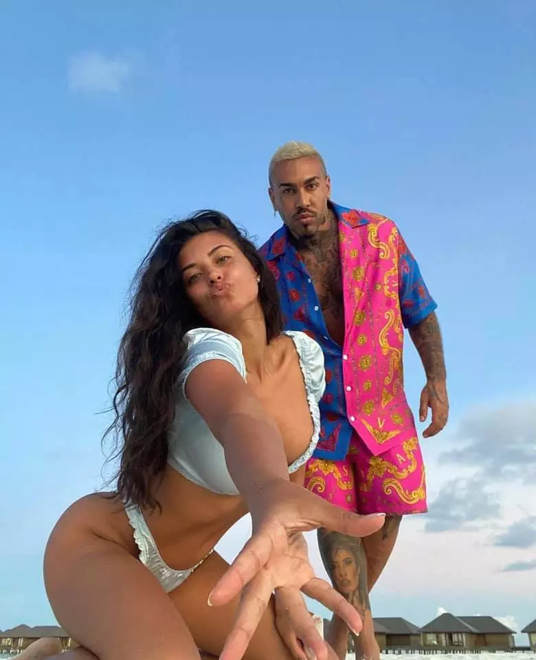 alex-velea-si-antonia-opt-ani-de-relatie-2