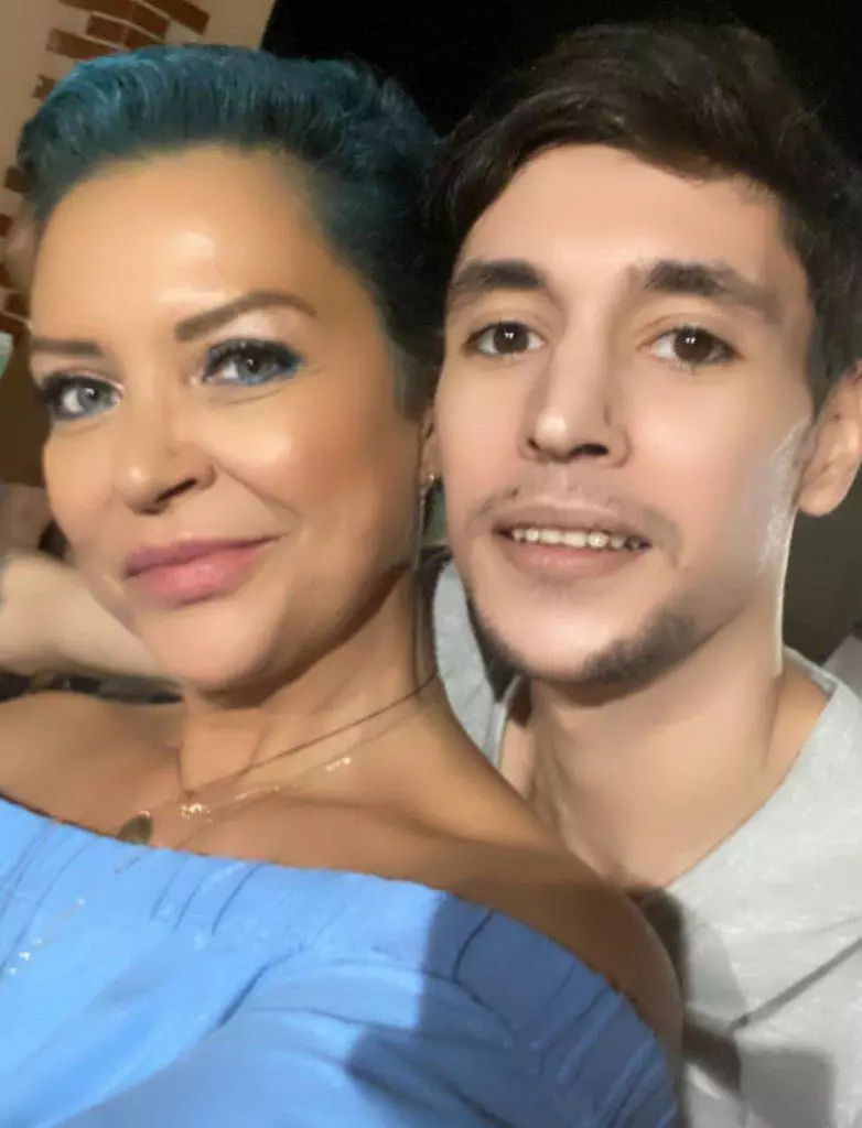 117892868_3570886162970703_404025483775180870_o-782x1024