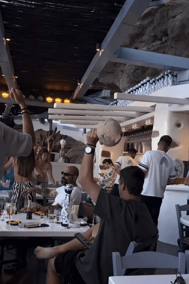 Cristi Chivu în Mykonos