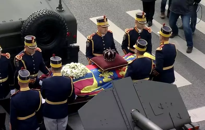 Imagini impresionante de la funeraliile Regelui Mihai I