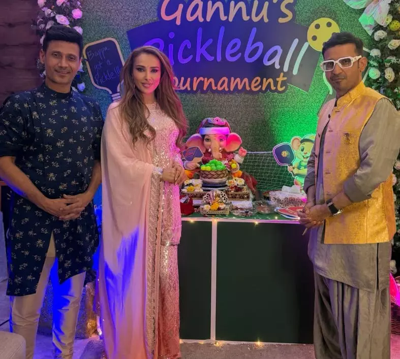 iulia-vantur-salman-khan-ceremonie-india (7)