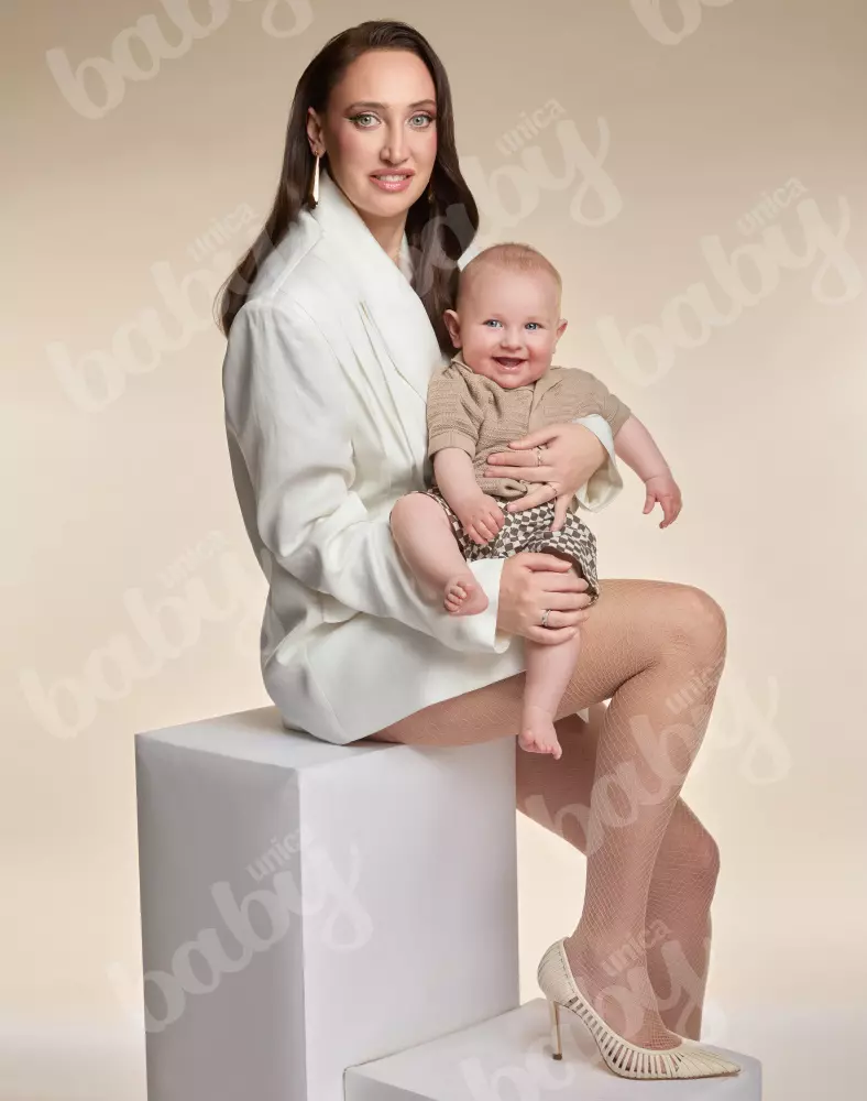 ilona brezoinau baby unica fotografii Marius Baragan - 2