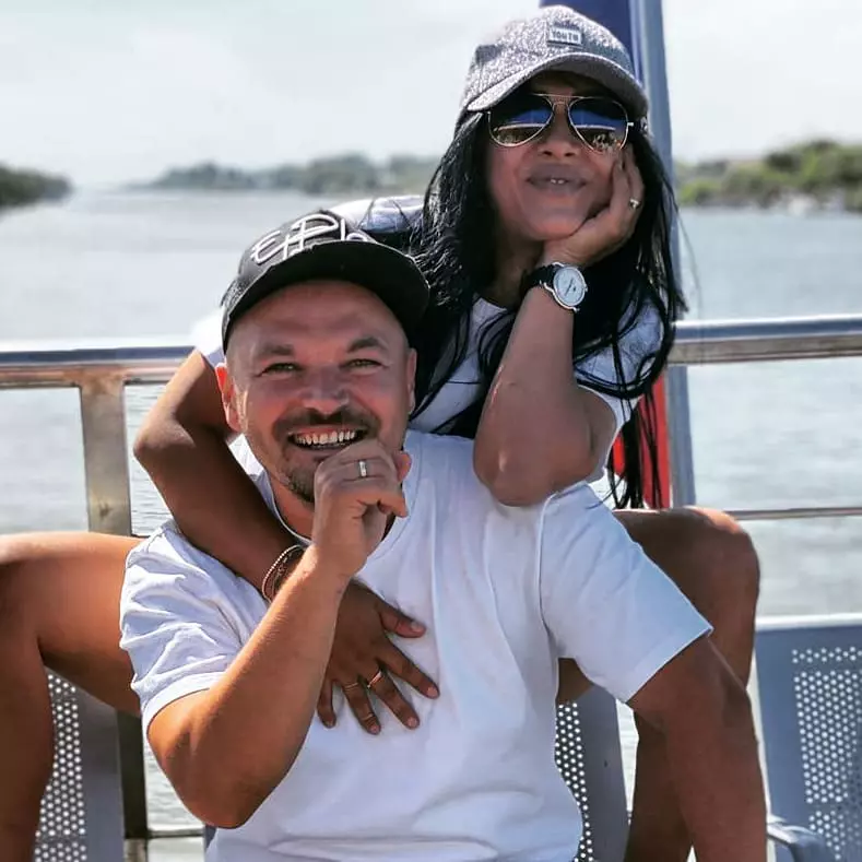 puya-despre-cei-trei-copii-ai-lui-si-ai-melindei-3