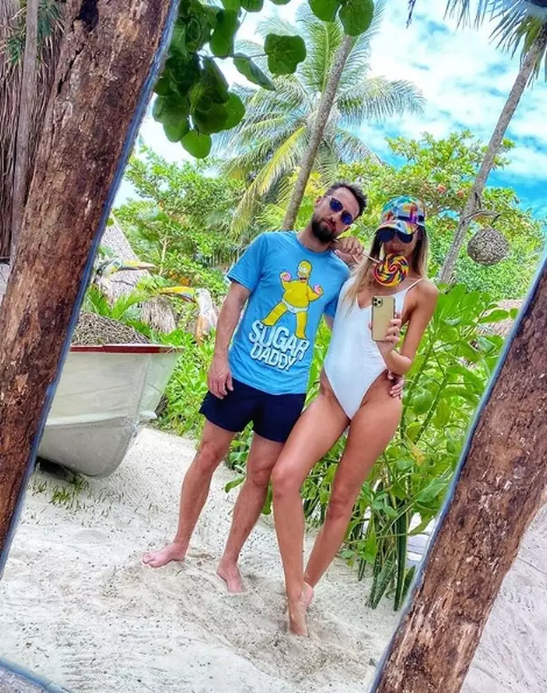 dani-otil-si-gabriela-prisecariu-in-vacanta