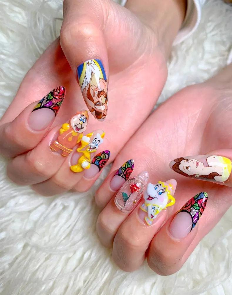 AMAZING NAIL ART