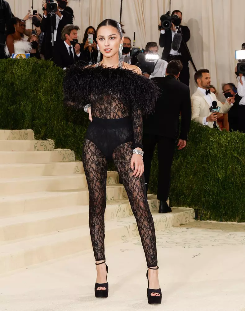 Olivia Rodrigo în Saint Laurent