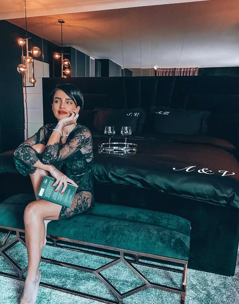 Adelina-Pestritu-casa-1