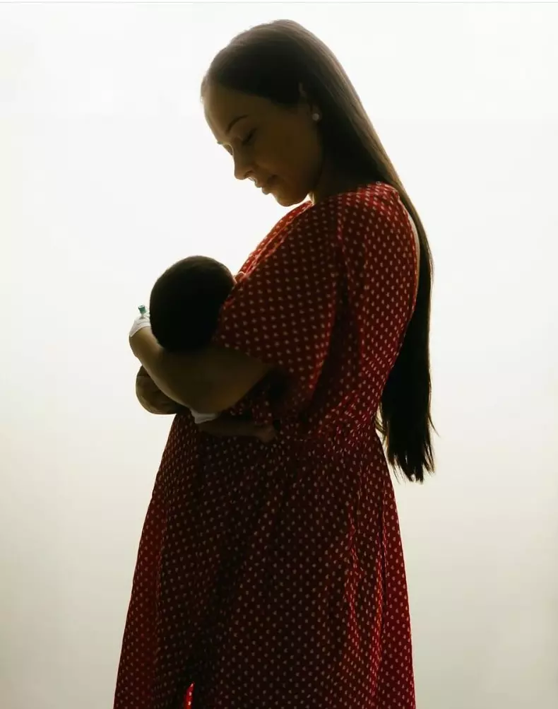 primele-imagini-cu-Iair-fiul-Vladutei-Lupau-7