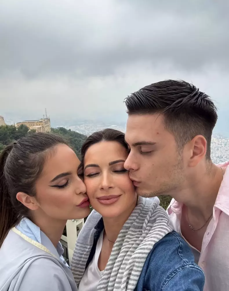 Andreea Berecleanu și copiii (2)