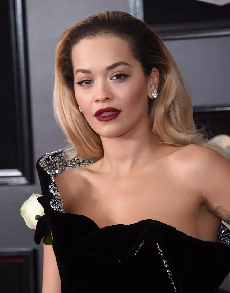 Stars arrive to the 2018 Grammy Awards
