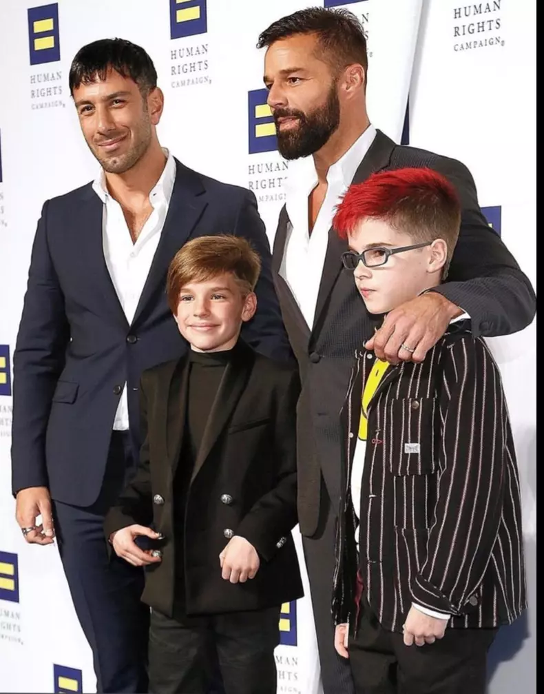 Ricky Martin, sotul lui și copiii lor