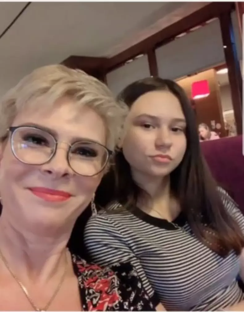 Teo si Maia Trandafir